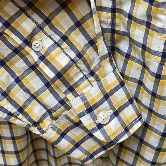 J. Crew‎ Light Weight Button Down Shirt - Picture 3 of 9